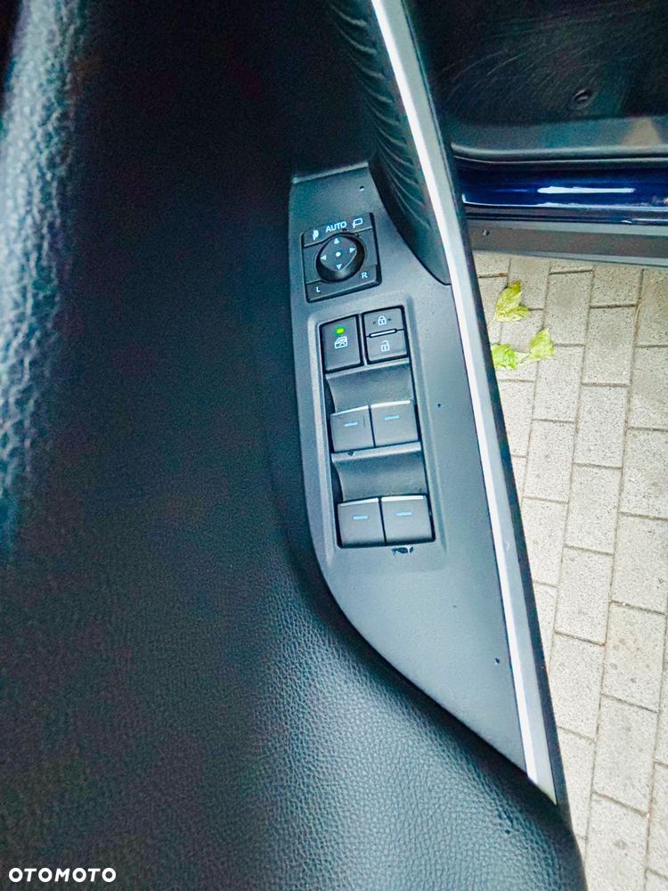 Toyota RAV4 - 20