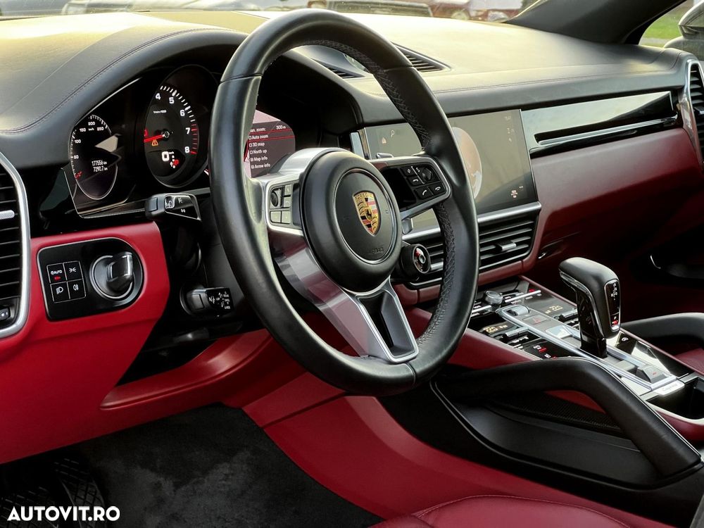 Porsche Cayenne Tiptronic S - 12