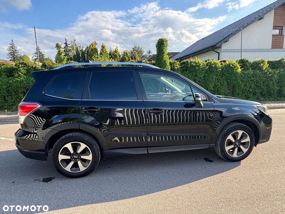 Subaru Forester 2.0 i Exclusive Special (EyeSight) Lineartronic - 4
