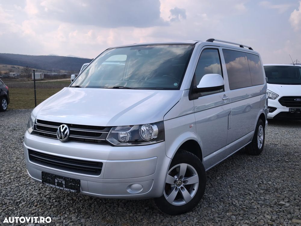 Volkswagen Caravelle - 1