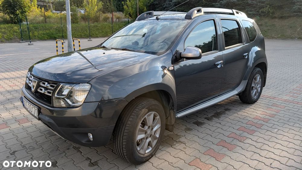 Dacia Duster 1.6 Laureate 4x4 - 1