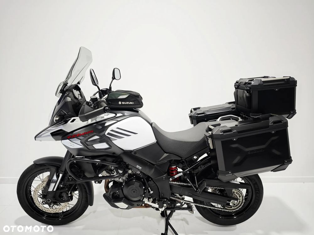 Suzuki V-STROM - 4