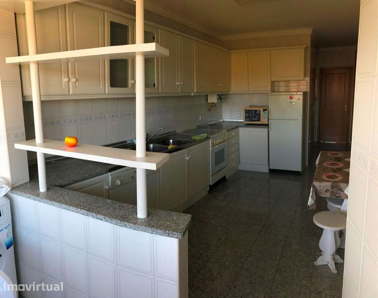 Apartamento T1 mobilado com terraço em S. Bernardo - Grande imagem: 3/13