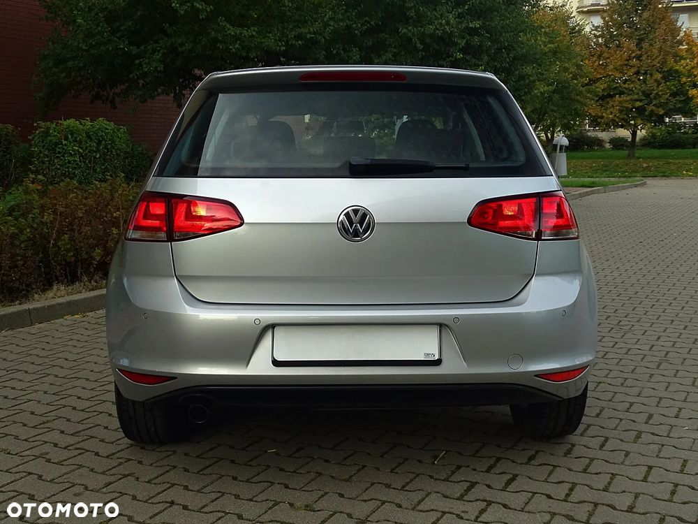 Volkswagen Golf 1.6 BlueTDI Comfortline - 12