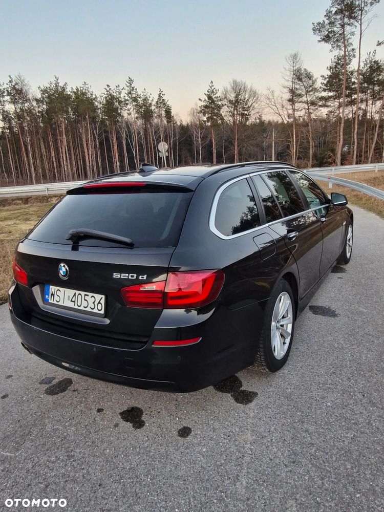 BMW Seria 5 520d - 6