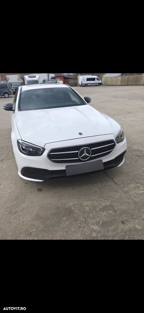 Mercedes-Benz E 220 d 4MATIC 9G-TRONIC - 10