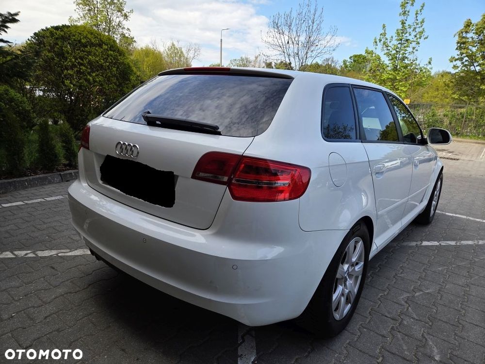 Audi A3 Sportback 1.4 TFSI Attraction - 10