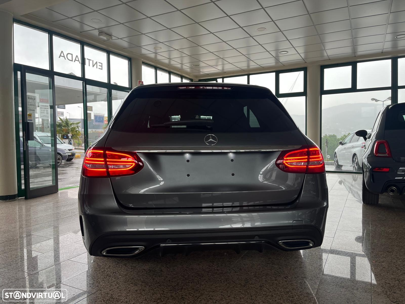Mercedes-Benz C 220 d AMG Line - 2