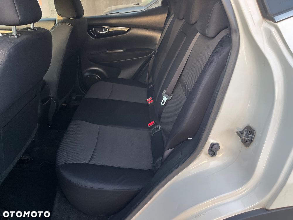Nissan Qashqai - 12