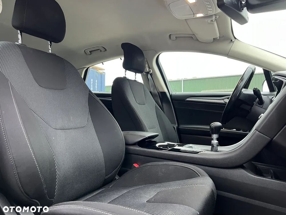Ford Mondeo 2.0 TDCi Titanium - 18