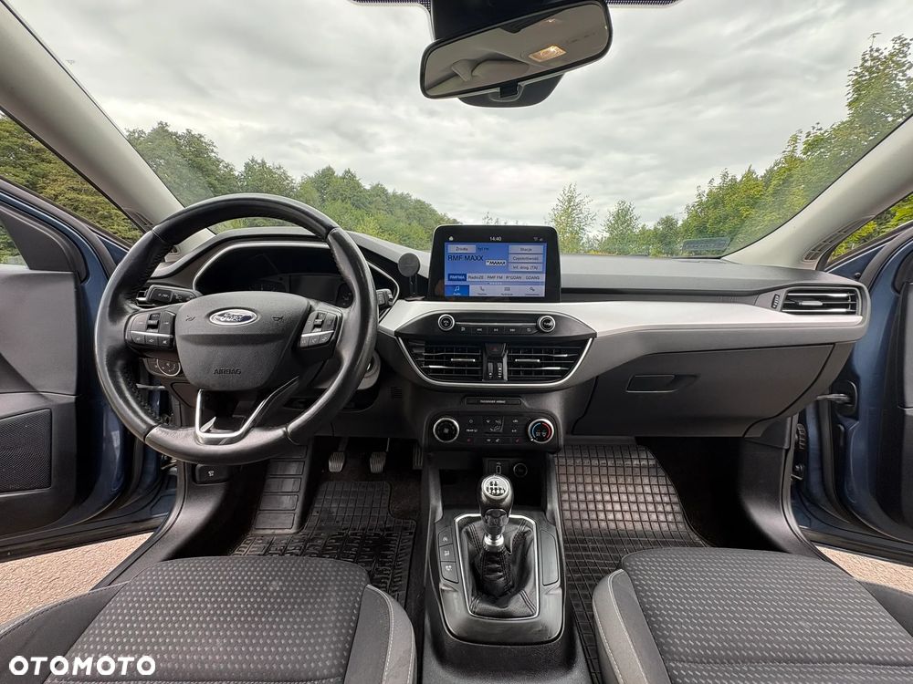Ford Focus 1.0 EcoBoost Trend Edition - 13