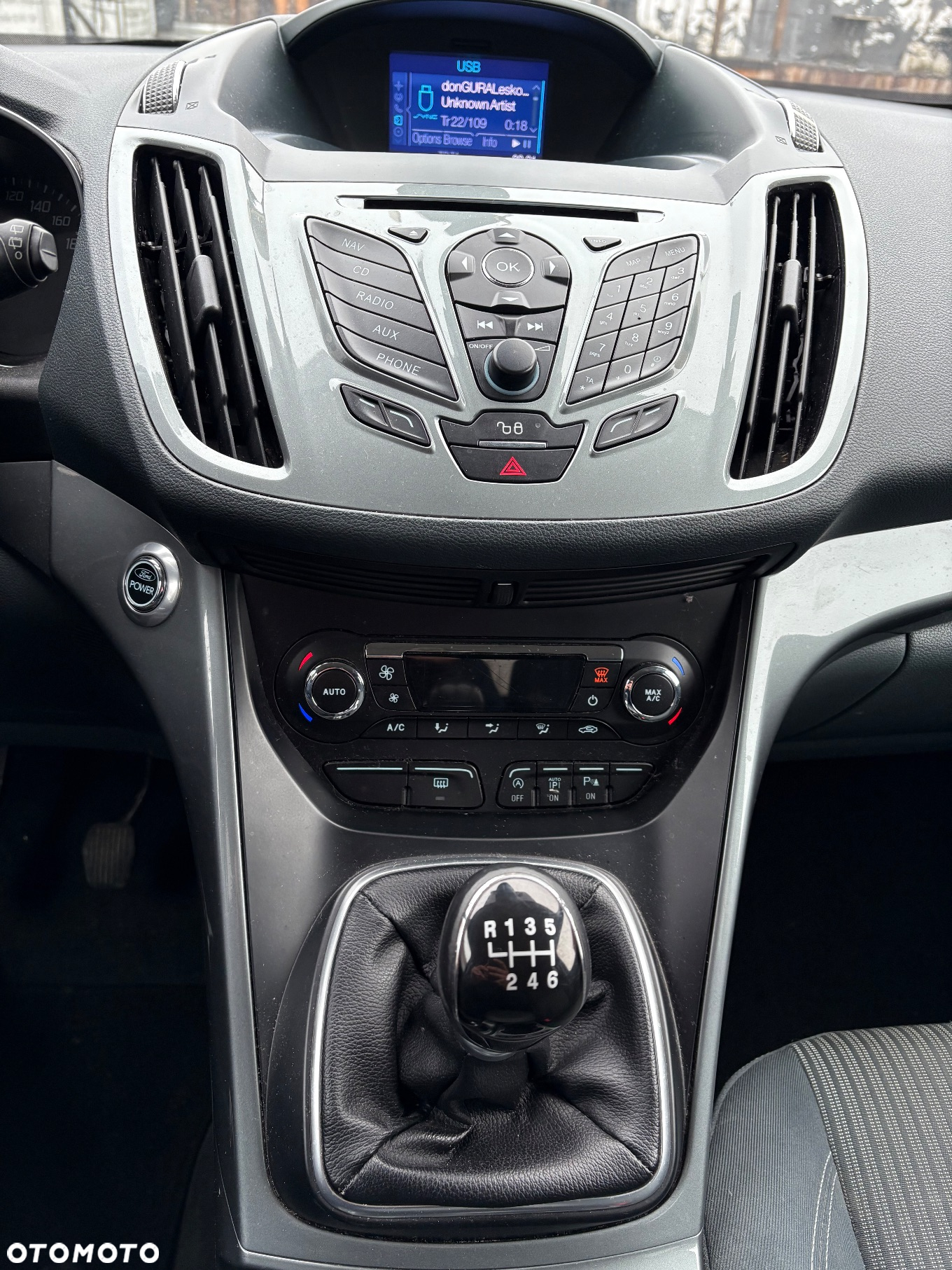 Ford Grand C-MAX - 13