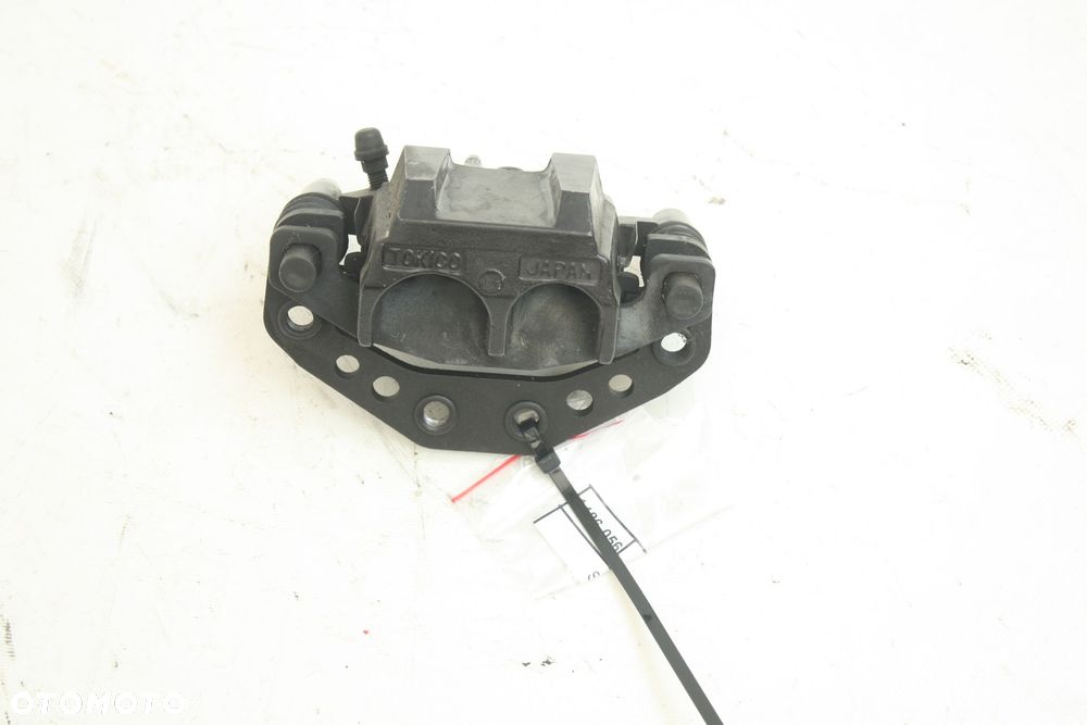 ZACISK HAMULCOWY PRZEDNI Suzuki GS 500 89-95 - 2