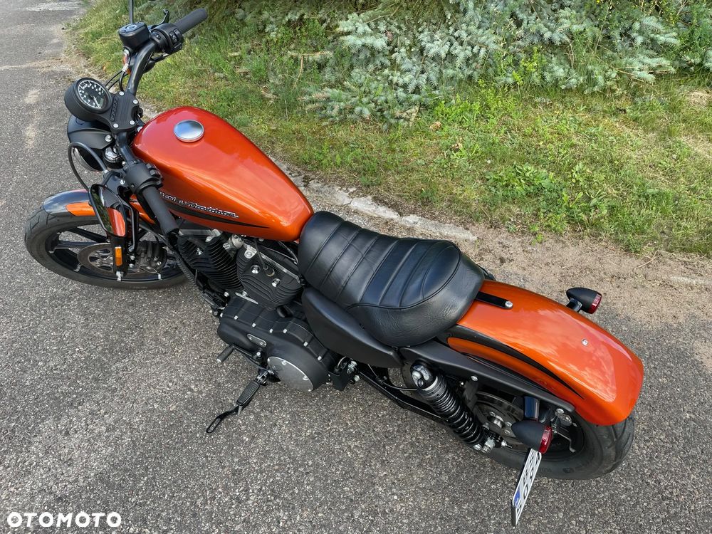 Harley-Davidson Sportster Iron 883 - 3