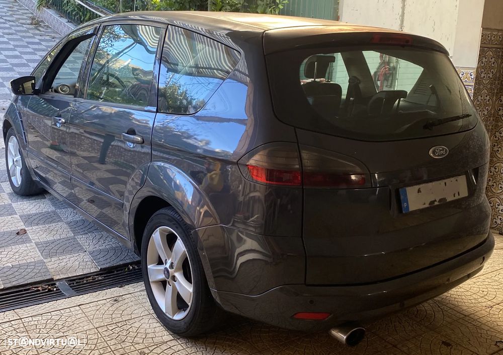 Ford S-Max 1.8 TDCi Titanium 7L - 17