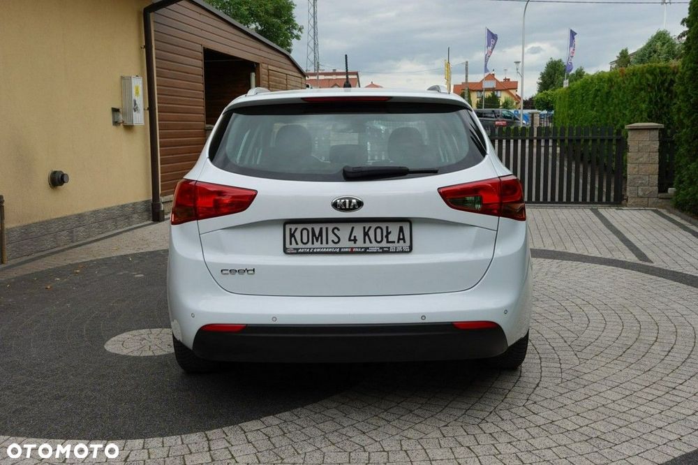 Kia Ceed - 6