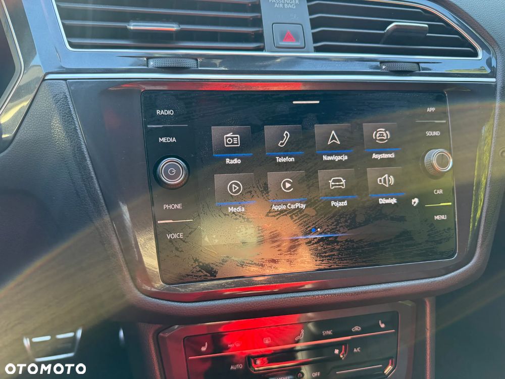 Volkswagen Tiguan 2.0 TSI OPF 4MOTION DSG R-Line - 19