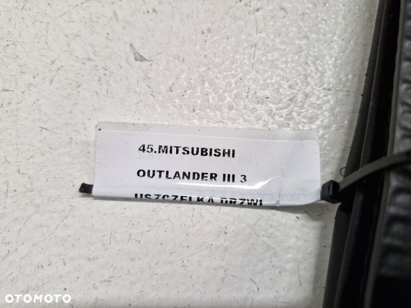 mitsubishi outlander iii 3 uszczelka drzwi prawa przednia prawy przód - 3