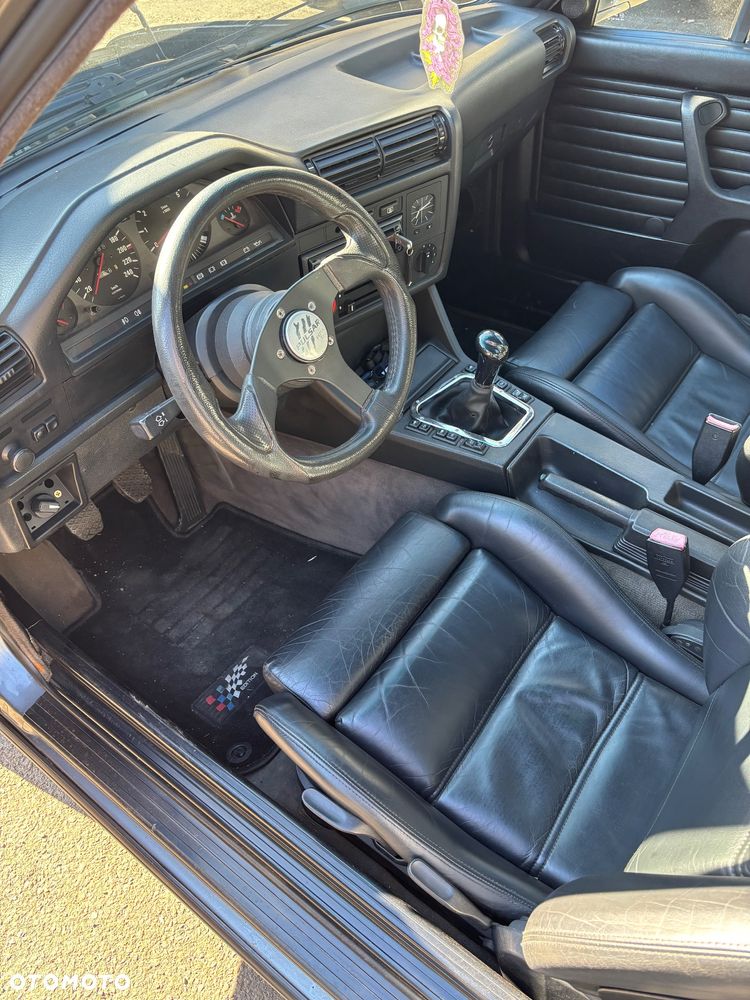 BMW Seria 3 325i - 10