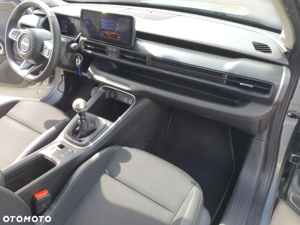 Jeep Avenger 1.2 GSE T3 Altitude FWD - 28