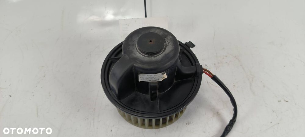WENTYLATOR KABINOWY AUDI A4 B5 893819021 - 3