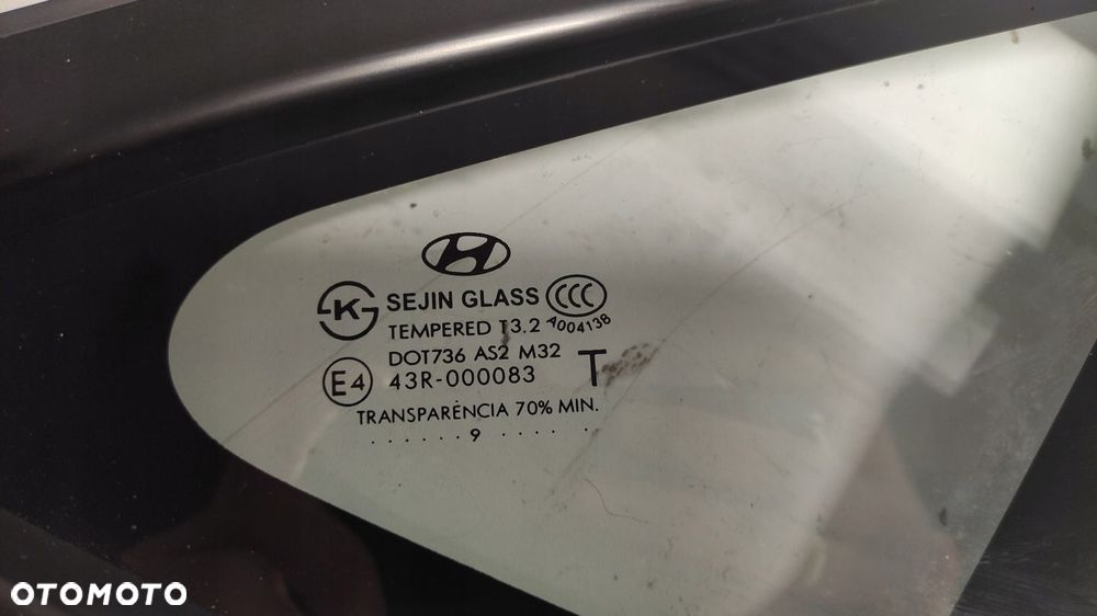 HYUNDAI IX35 SZYBA KAROSERYJNA PRAWA TYŁ 2009 - 2