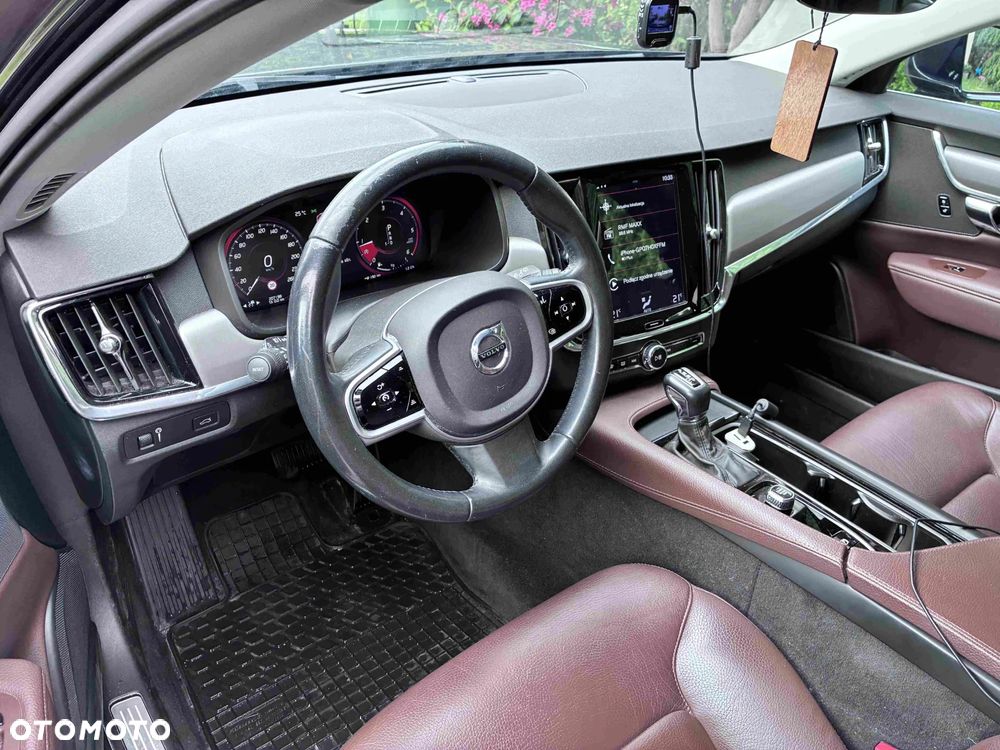 Volvo V90 D4 AWD Momentum - 14
