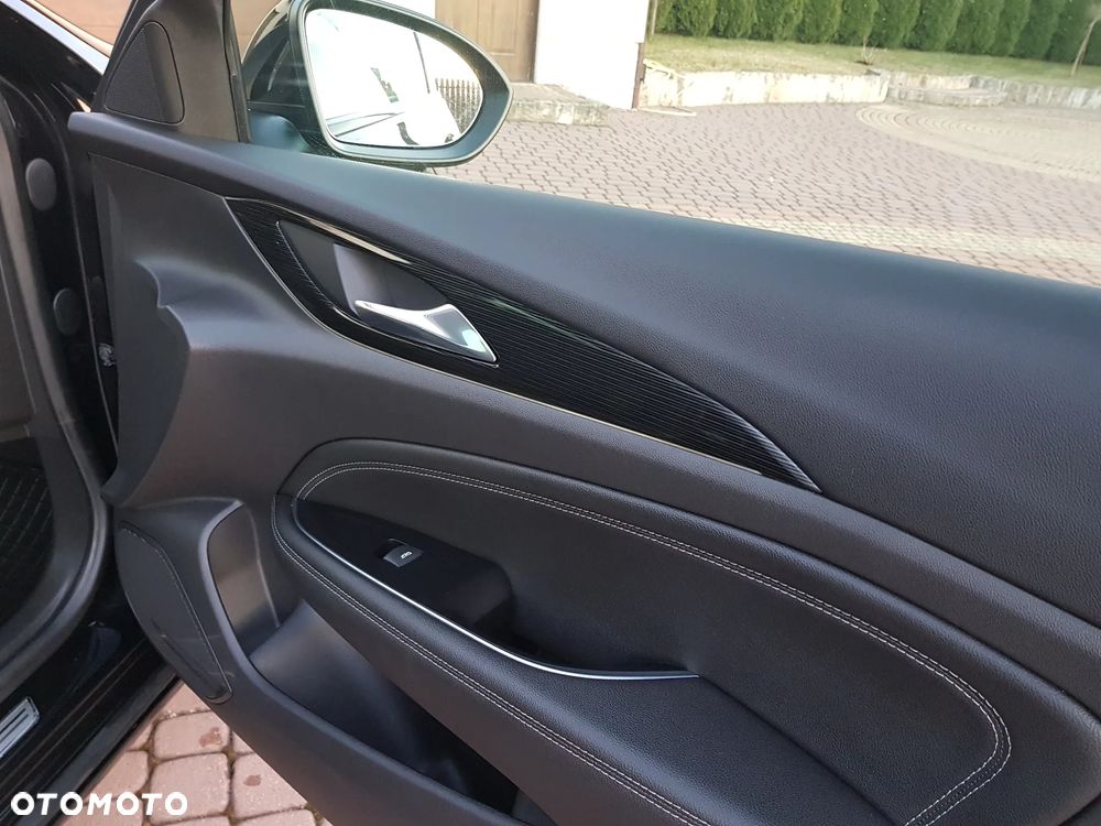 Opel Insignia 2.0 CDTI 4x4 ecoFLEX Start/Stop Innovation - 10