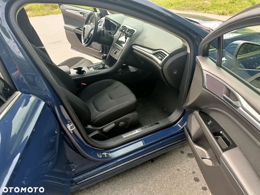 Ford Mondeo 2.0 TDCi Titanium - 12