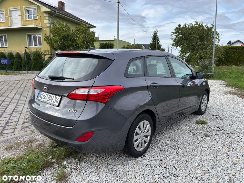 Hyundai i30 i30cw 1.6 CRDi Trend - 16