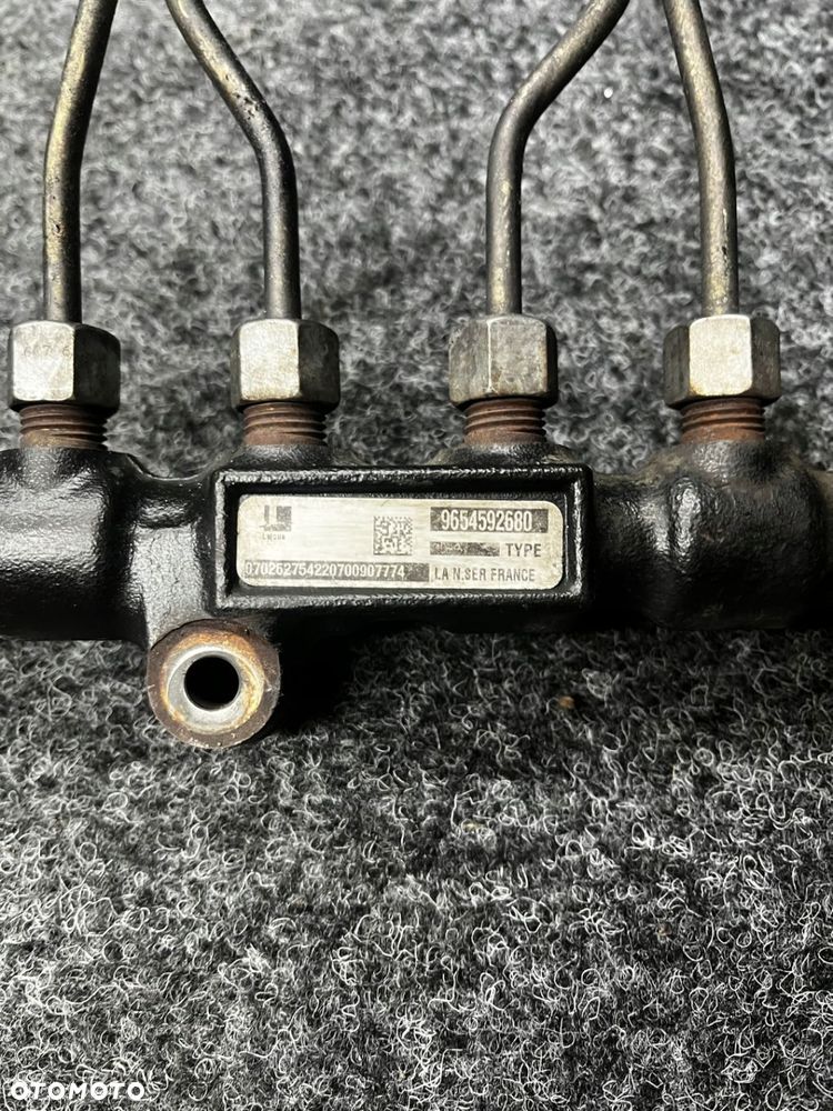 listwa wtryskowa peugeot 308 I 1.6hdi 9654592680 - 2