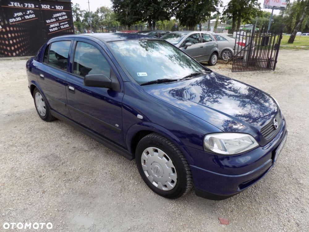 Opel Astra - 2