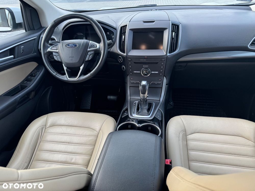 Ford Edge - 25