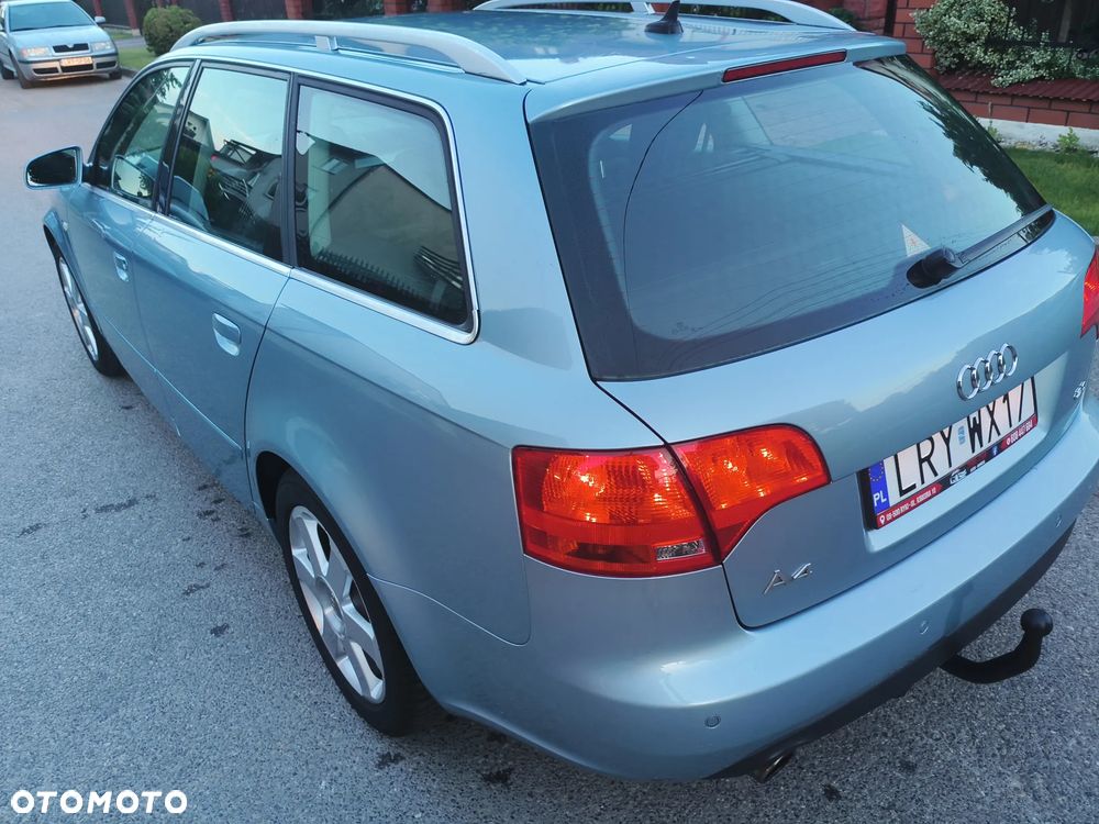 Audi A4 Avant - 15