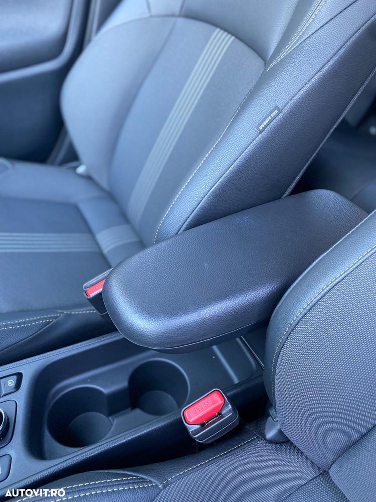 Toyota Yaris Cross - 15