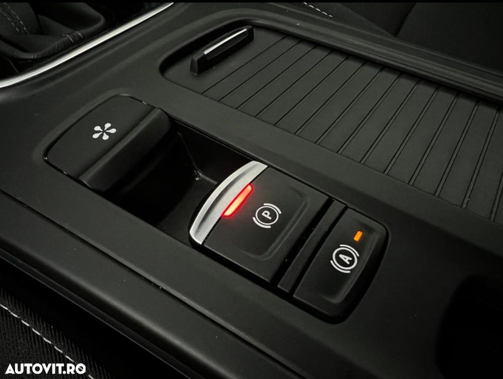 Renault Megane E-TECH Plug-in 160 INTENS - 18