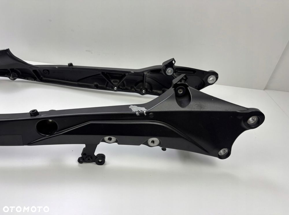 Tylna rama stelaż Honda CBR 600RR PC69 2024- Oryginał - 13