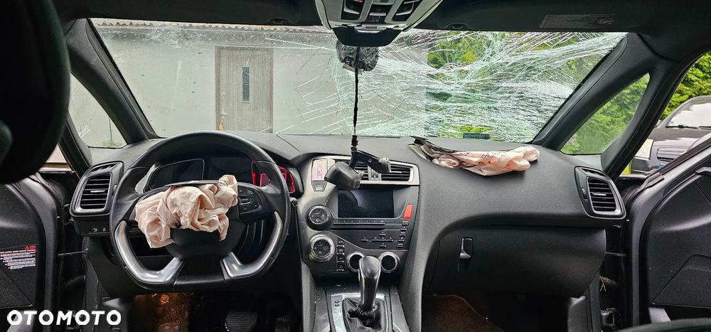 Citroën DS5 2.0 HDi SoChic - 12