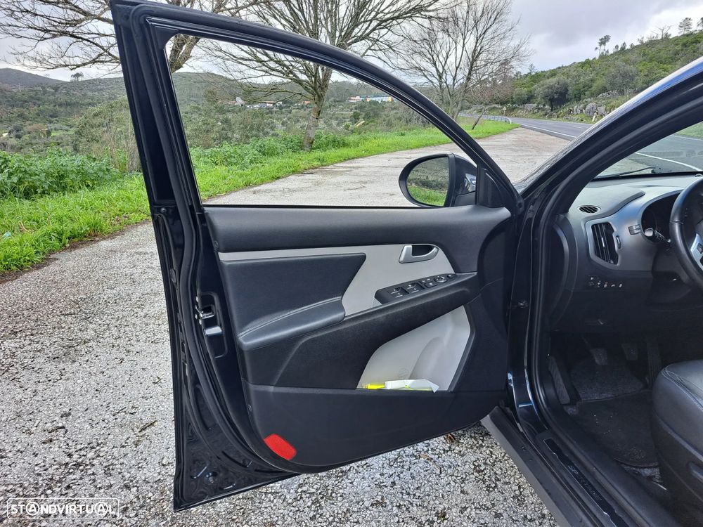 Kia Sportage 1.7 CRDI ISG TX Navi - 13