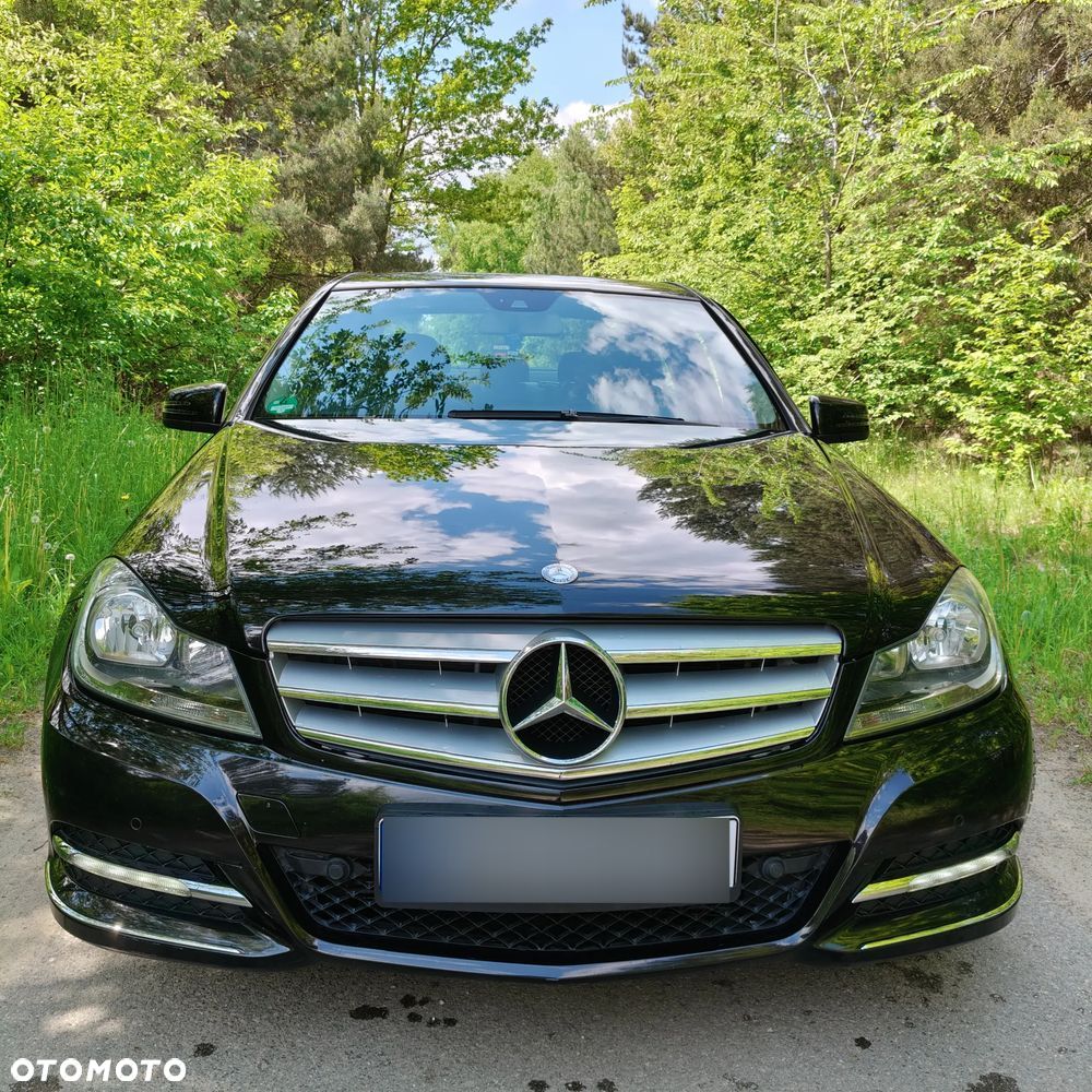 Mercedes-Benz Klasa C 180 CGI BlueEff Avantgarde - 1