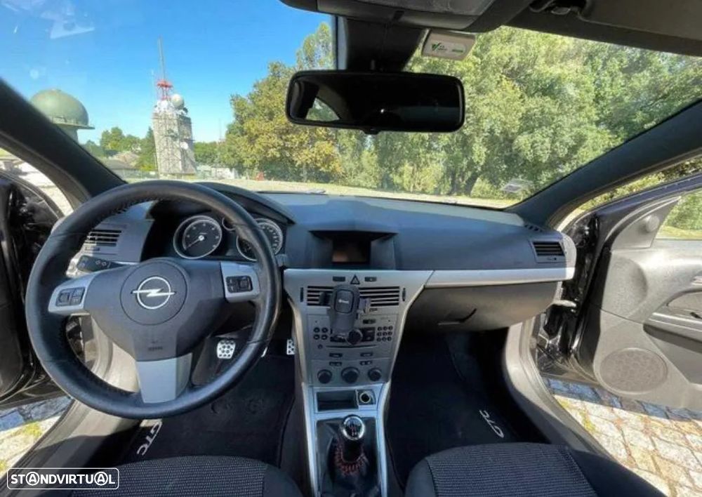 Opel Astra GTC 1.7 CDTi ecoFLEX - 1
