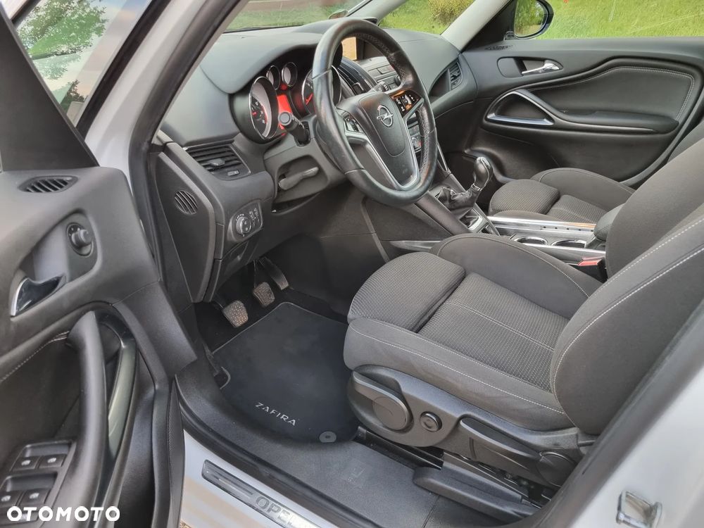 Opel Zafira Tourer 1.4 Turbo Innovation - 19