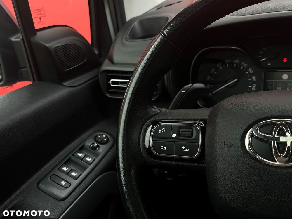 Toyota Proace City Verso 1.5 D-4D Family - 19