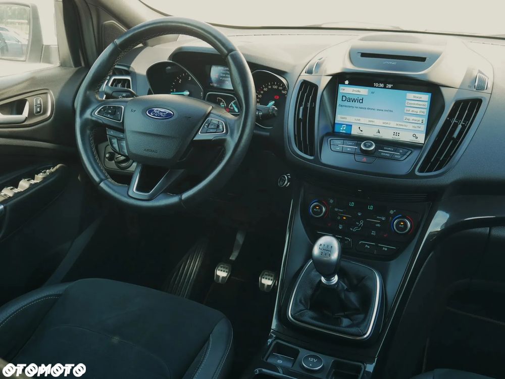 Ford Kuga - 17