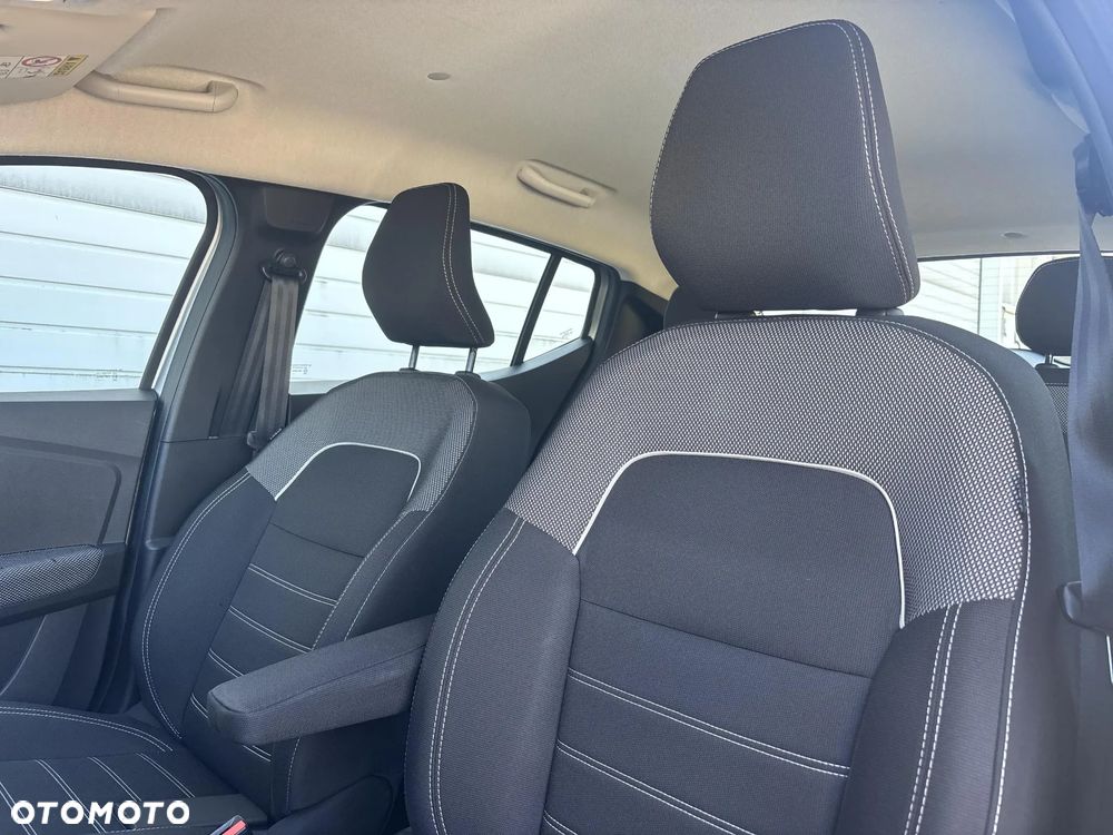 Dacia Sandero 1.0 TCe Comfort CVT - 11