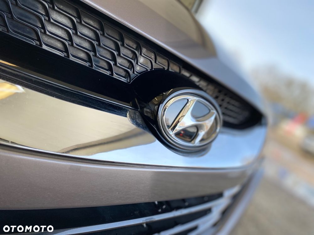 Hyundai ix35 2.0 CRDi 4WD Automatik Fifa World Cup Gold Edition - 19