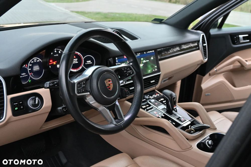 Porsche Cayenne S Platinum Edition - 22