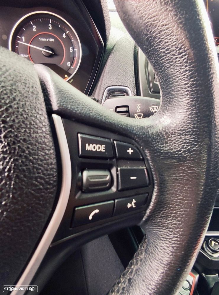 BMW 118 dA Line Sport — fotografia 19
