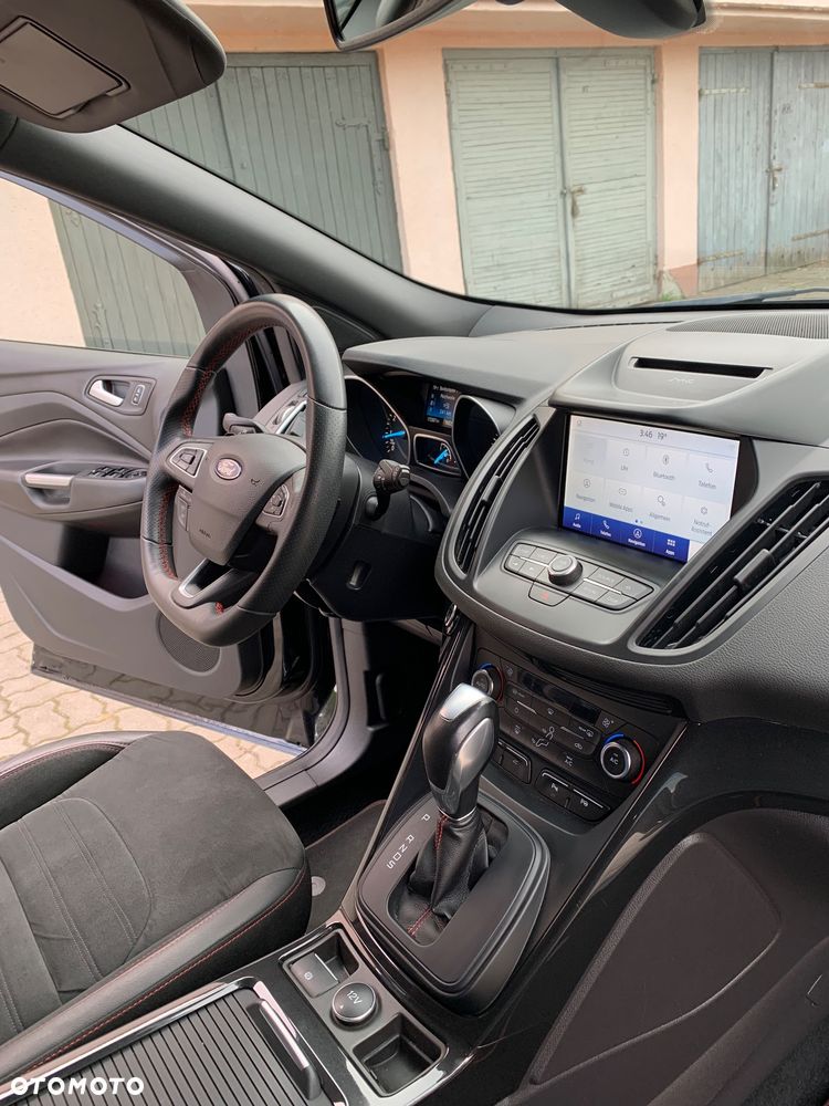 Ford Kuga - 21