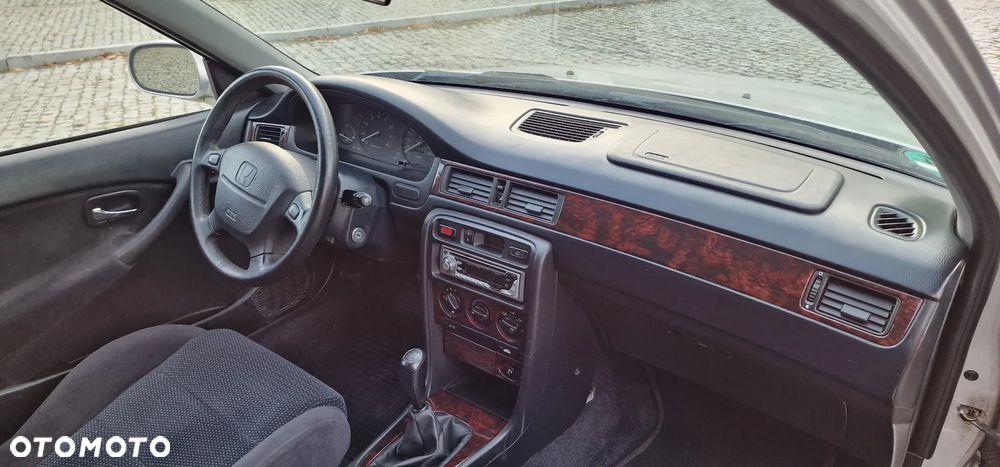 Honda Civic 1.4i S - 11